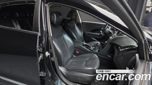 Hyundai Grandeur 2013 — photo 12
