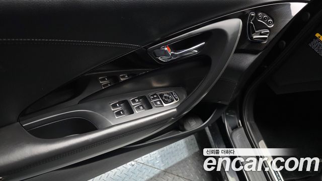 Hyundai Grandeur 2013 — photo 14