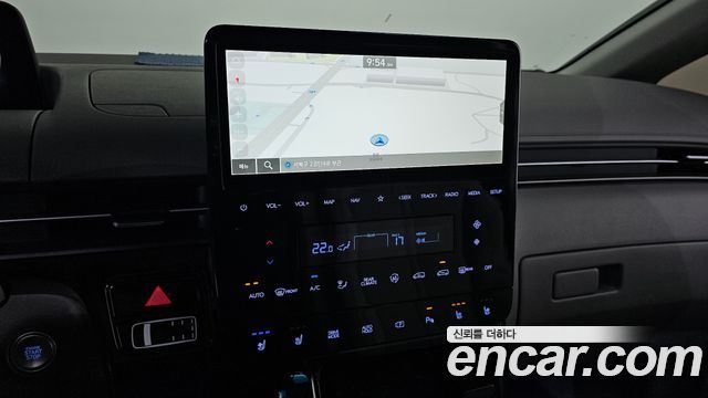 Hyundai Staria 2025 — photo 15