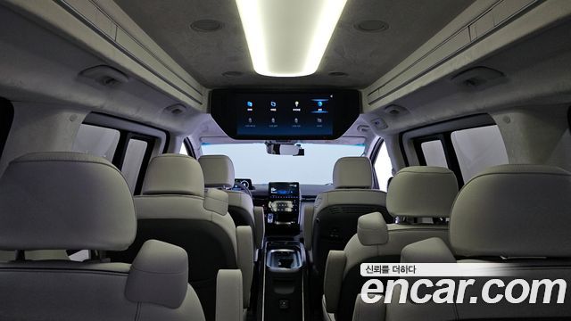 Hyundai Staria 2025 — photo 19