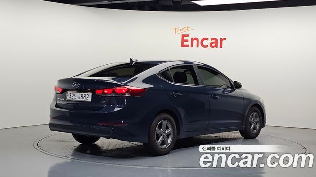 Hyundai AVANTE 2016 — photo 2