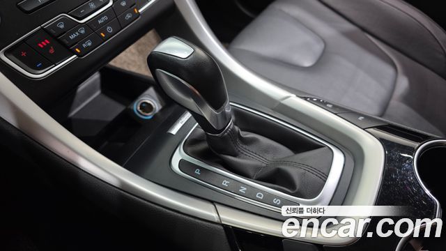 Ford Mondeo 2016 — photo 9