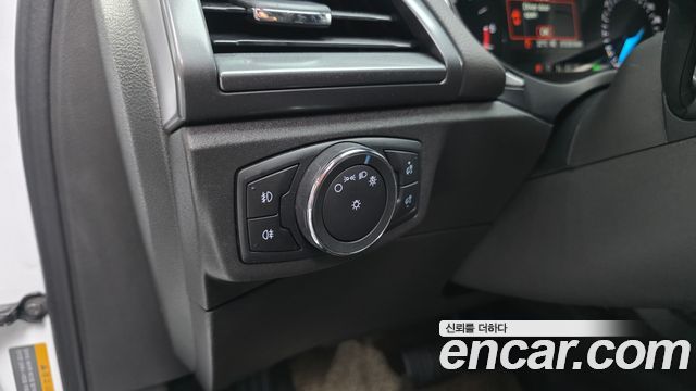 Ford Mondeo 2016 — photo 14