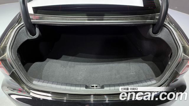 Hyundai Grandeur 2023 — photo 23