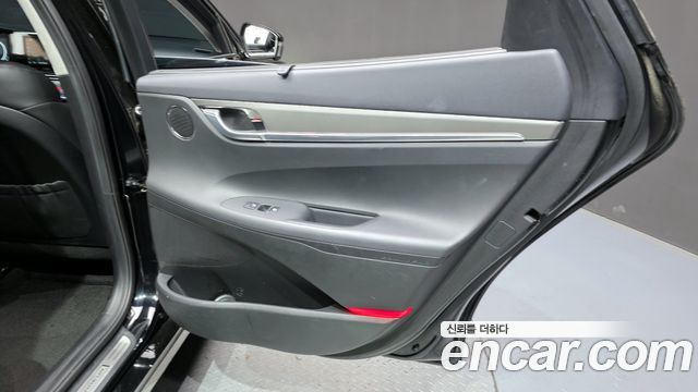 Hyundai Grandeur 2023 — photo 15