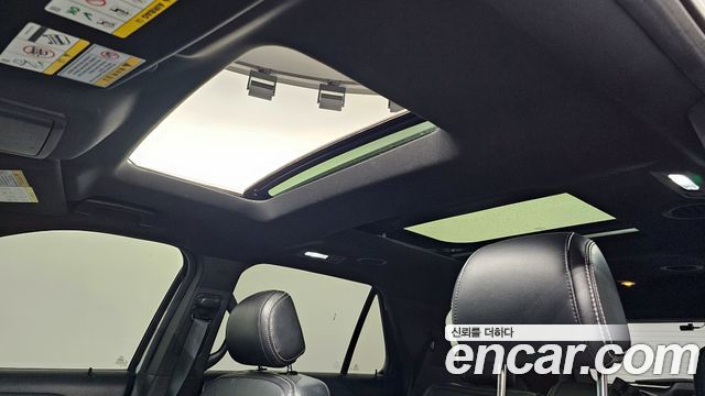 Ford Explorer 2017 — photo 19