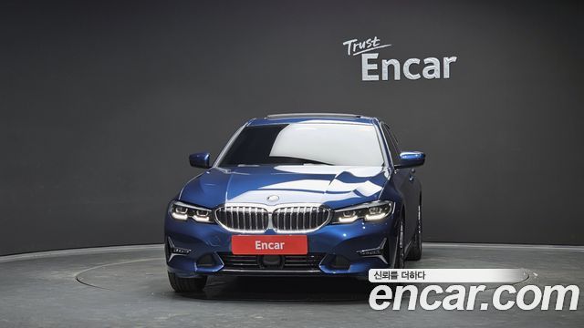BMW 3-Series 2022 — photo 3