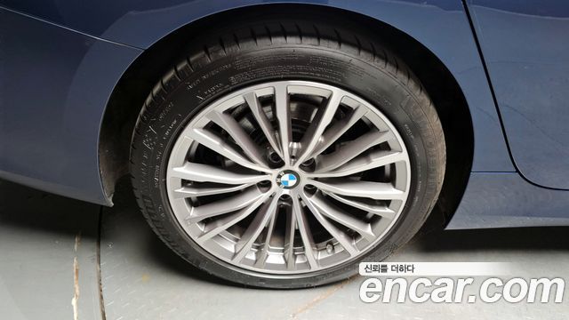 BMW 3-Series 2022 — photo 5