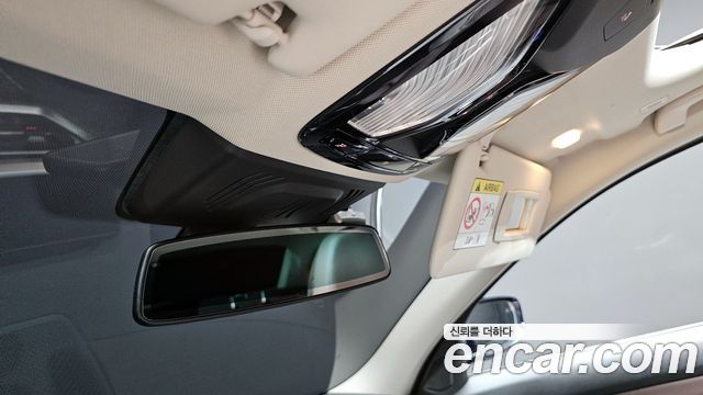 BMW 3-Series 2022 — photo 29