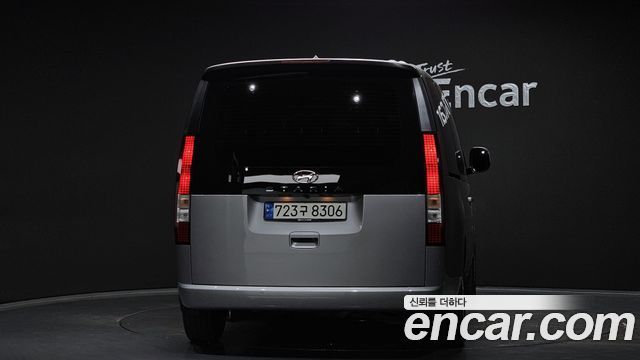 Hyundai Staria 2022 — photo 4