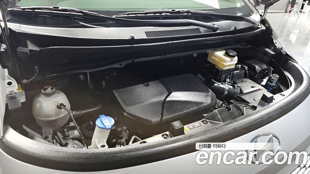 Hyundai Staria 2022 — photo 6