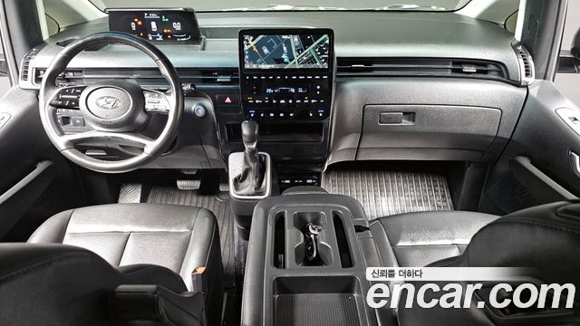 Hyundai Staria 2022 — photo 7