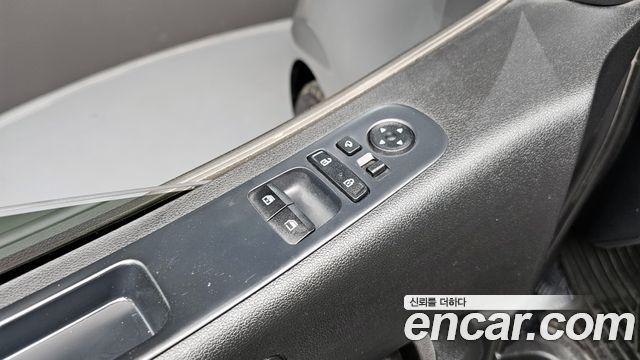 Hyundai Staria 2022 — photo 19