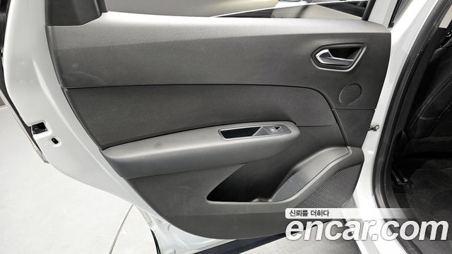 Renault Korea XM3 2023 — photo 15
