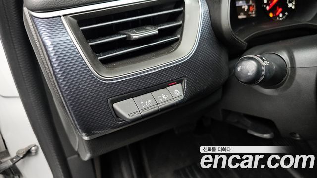 Renault Korea XM3 2023 — photo 29