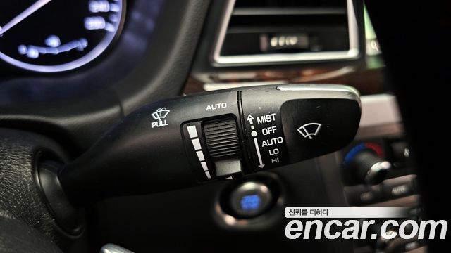 Hyundai Genesis 2015 — photo 17