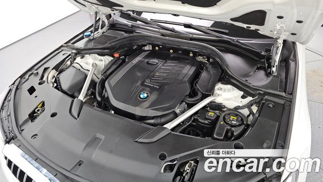 BMW Gran Turismo 2021 — photo 6