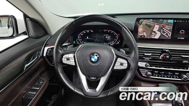 BMW Gran Turismo 2021 — photo 19