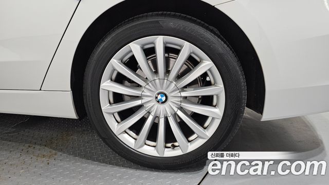 BMW Gran Turismo 2021 — photo 7