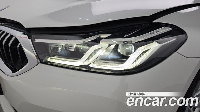 BMW Gran Turismo 2021 — photo 8
