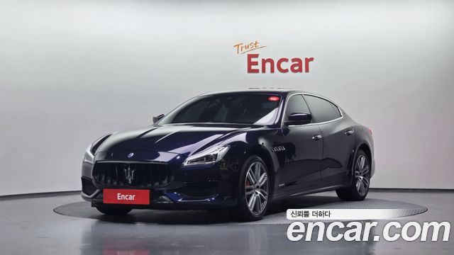Maserati Quattroporte