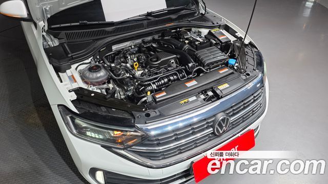 Volkswagen Jetta 2023 — photo 6