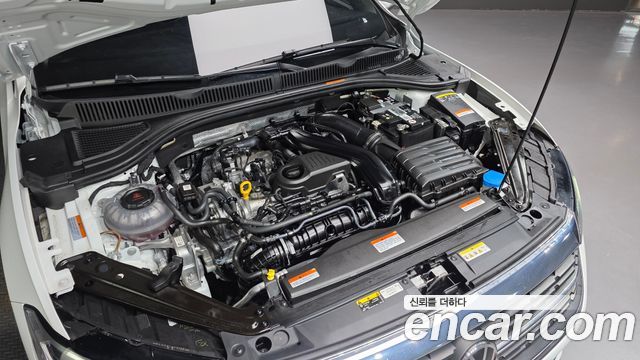 Volkswagen Jetta 2023 — photo 27