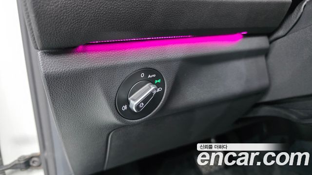 Volkswagen Jetta 2023 — photo 29