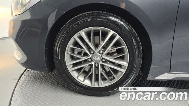 Hyundai Grandeur 2017 — photo 5