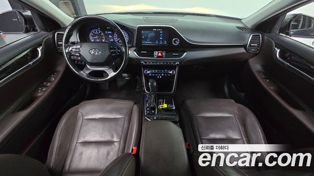 Hyundai Grandeur 2017 — photo 10