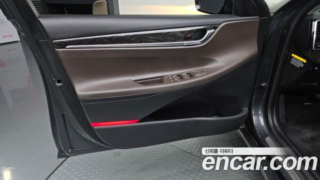 Hyundai Grandeur 2017 — photo 14