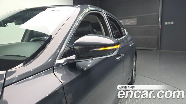 Hyundai Grandeur 2017 — photo 28