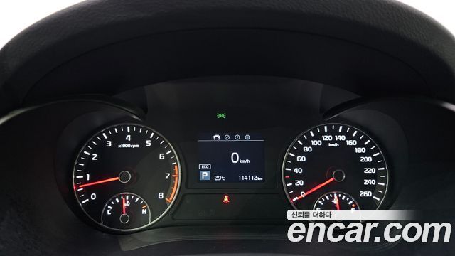 Kia K5 2019 — photo 11