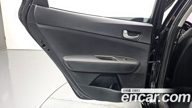 Kia K5 2019 — photo 15