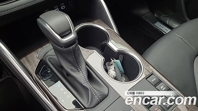 Toyota Highlander 2025 — photo 8