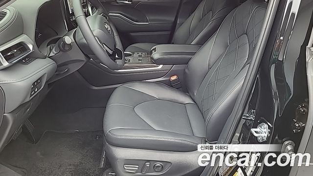 Toyota Highlander 2025 — photo 10