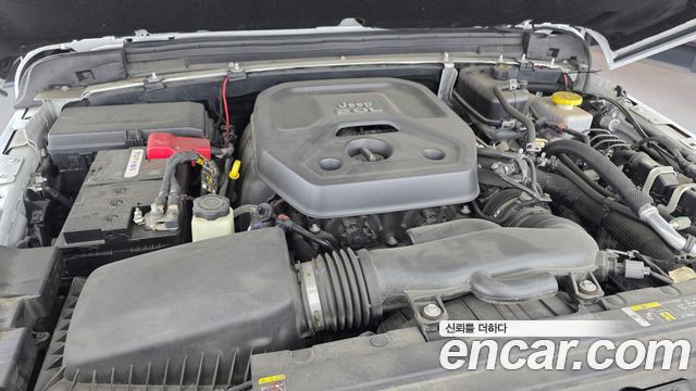 Jeep Wrangler 2020 — photo 6