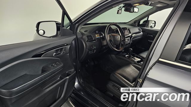 Honda Pilot 2017 — photo 13