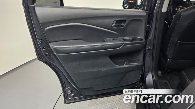 Honda Pilot 2017 — photo 15