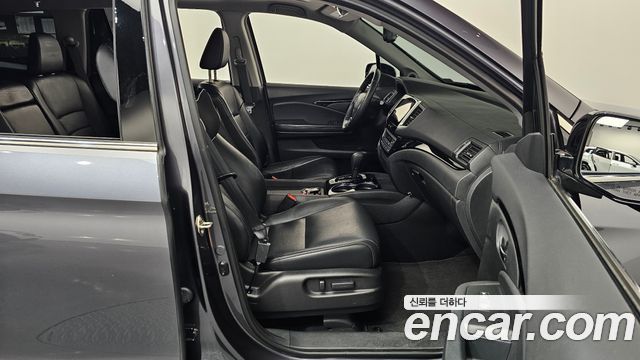Honda Pilot 2017 — photo 16