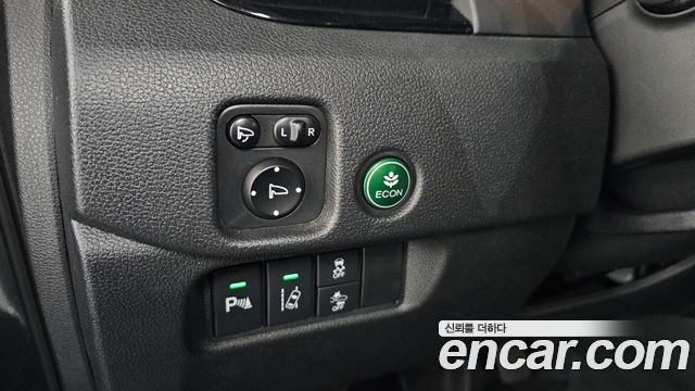 Honda Pilot 2017 — photo 30