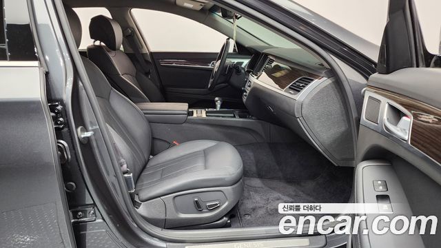 Genesis G80 2019 — photo 16