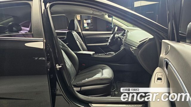 Hyundai Sonata 2020 — photo 11