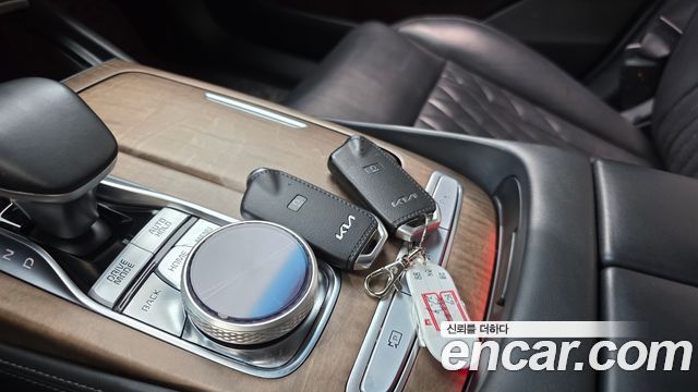 Kia K9 2022 — photo 25
