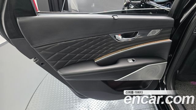 Kia K9 2022 — photo 15