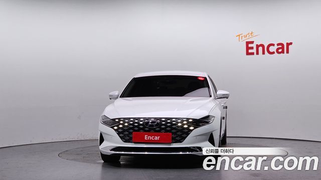 Hyundai Grandeur 2023 — photo 3