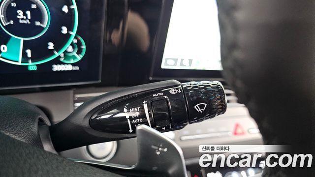 Hyundai Grandeur 2023 — photo 25