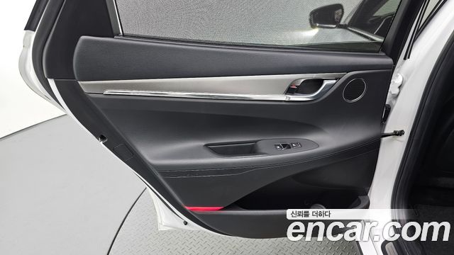 Hyundai Grandeur 2023 — photo 15