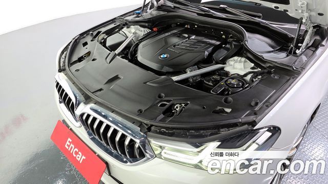 BMW Gran Turismo 2023 — photo 6