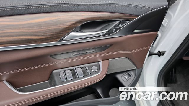 BMW Gran Turismo 2023 — photo 25
